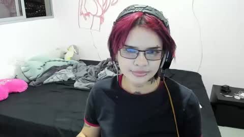 Snapshot of noxarcanee chatting on January 13, 3:23 am Goth Darling online show from January 13, 3:23 am