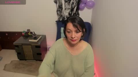 nuit_rose online show from November 4, 4:28 am