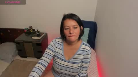 nuit_rose online show from November 16, 2:24 am