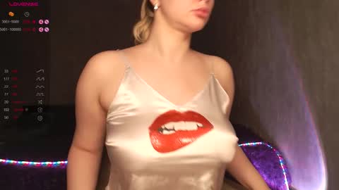 WEELCOMEEEEEEEEEE online show from November 15, 12:11 am