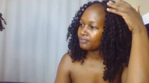 nutgal online show from March 24, 8:52 am