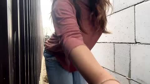 Nicol online show from March 12, 12:15 pm