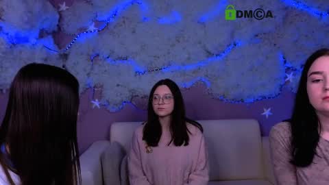 Mira online show from May 10, 7:38 pm