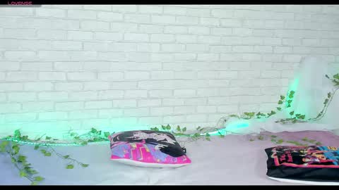 Kat online show from February 11, 5:47 pm