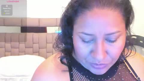 nyomi browm online show from November 8, 11:04 am