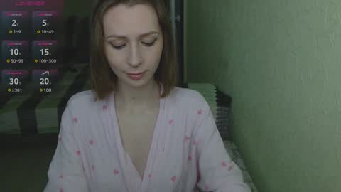 Oaklyn online show from February 8, 5:50 pm