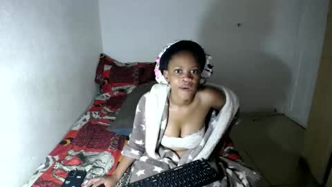 obsessedmimi online show from April 12, 4:26 am