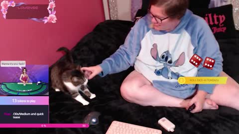 Snapshot of obsidian_playmate chatting on October 9, 2:37 am Obsidian playmate online show from October 9, 2:37 am