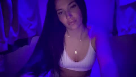A L A R A  online show from September 24, 2:32 am