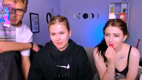 odri_sweet online show from October 14, 2:58 am