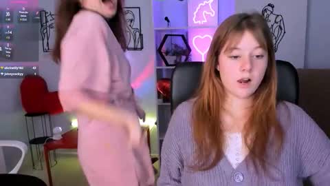 odri_sweet online show from October 9, 8:13 pm