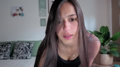Snapshot of ohanna_ chatting on October 2, 10:04 pm ohanna_ online show from October 2, 10:04 pm