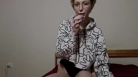 Ola dushek online show from April 22, 6:38 pm