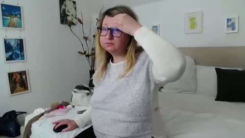 Olga Pavlova online show from March 21, 1:49 pm