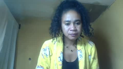olivia9794 online show from June 24, 6:34 am
