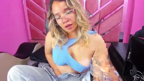  OLIVIA  online show from February 7, 3:34 am