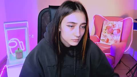 olivia_norton_ online show from September 30, 4:01 pm