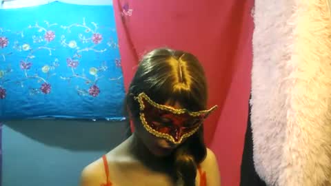 Oliviaxx online show from January 16, 1:23 am