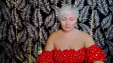 Snapshot of oliviaoskar_ chatting on October 23, 11:27 am Kelly online show from October 23, 11:27 am