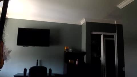 omilk online show from November 2, 4:54 pm