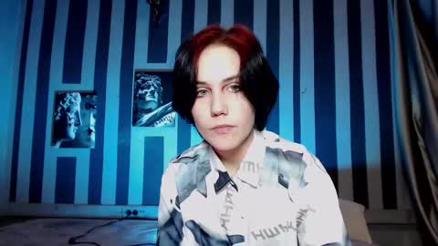 onaloon online show from October 20, 7:33 am