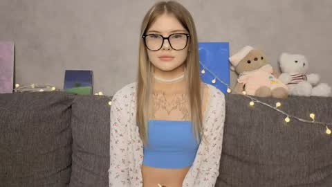 Eva online show from June 3, 2:33 pm