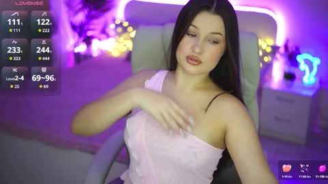 L A Y A online show from September 20, 7:50 am