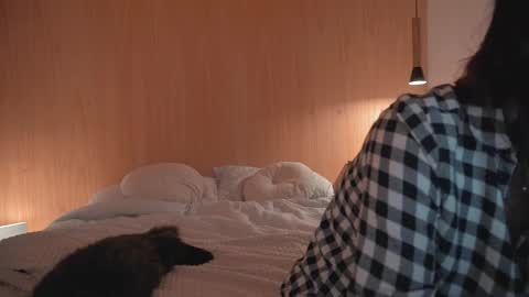 Snapshot of onelittlemermaid chatting on December 16, 8:37 pm Ariel online show from December 16, 8:37 pm