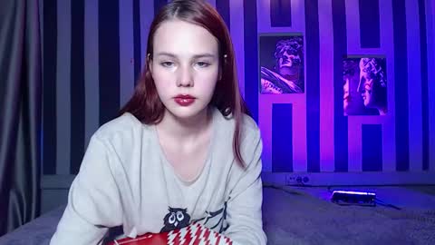 onessandra online show from October 1, 7:46 am