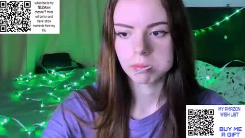 Snapshot of only_sarah1 chatting on March 12, 11:54 pm only_sarah1 online show from March 12, 11:54 pm