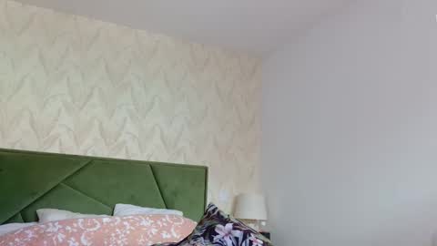 Snapshot of onlyella92_ chatting on October 29, 12:09 pm onlyella92_ online show from October 29, 12:09 pm