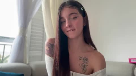 Sophia online show from June 5, 10:05 pm