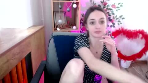 onlyvika online show from May 25, 12:15 pm