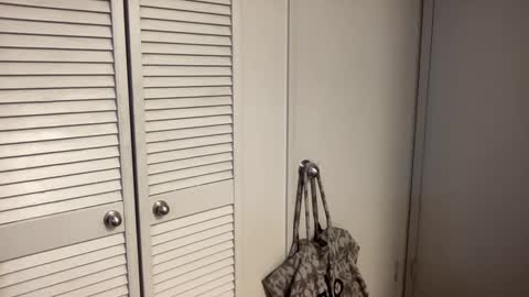 Snapshot of oohhellothere chatting on September 23, 8:56 am Miss Girly online show from September 23, 8:56 am