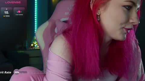 Hannah online show from December 16, 7:09 pm