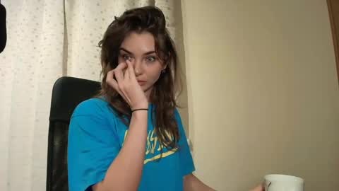 ophelia blue online show from September 23, 11:19 am