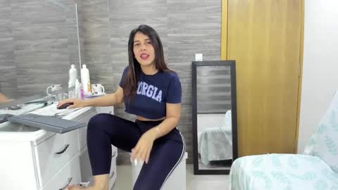 Oriana online show from October 2, 2:05 am