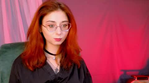 Orianna -  Hi Im into geek culture cosplay crafting LARP games. Shall we play DnD online show from September 23, 1:53 pm