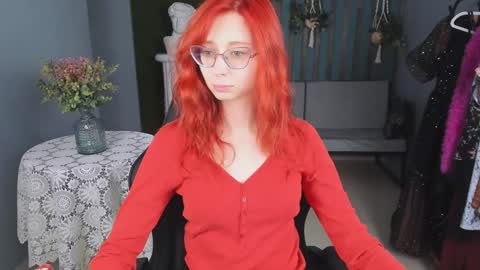Orianna -  Hi Im into geek culture cosplay crafting LARP games. Shall we play DnD online show from January 13, 9:08 am