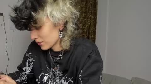 Otto 3 online show from January 20, 4:43 am