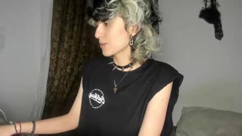 Otto 3 online show from February 15, 11:05 pm