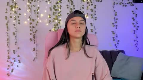 Owen foxx online show from December 22, 3:15 pm