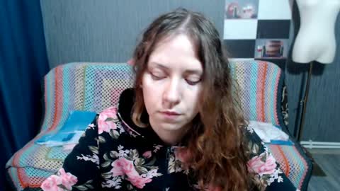 Ella online show from April 7, 6:48 am