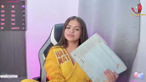 Paige online show from November 20, 4:35 am