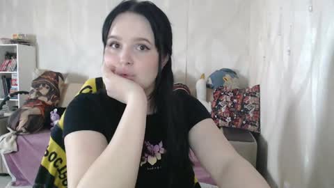 Lizzi  Igor online show from May 17, 3:44 pm