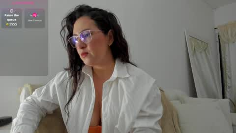 Pamela online show from April 11, 9:46 am