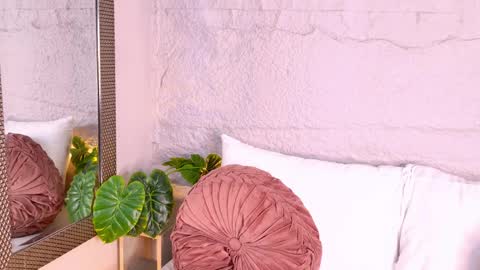 Pamela  online show from April 1, 12:28 pm