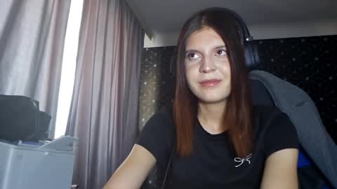Pamela online show from October 18, 7:33 am