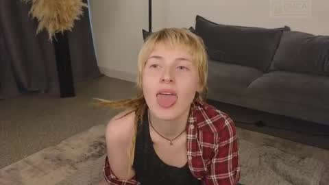 pandolove online show from May 15, 1:14 pm
