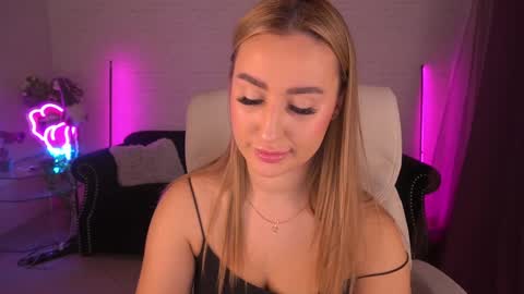 Lia online show from January 25, 2:52 pm